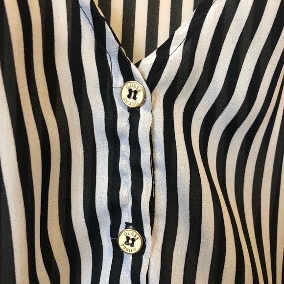 GUESS sheer detail blouse size XS - Picture 7 of 9